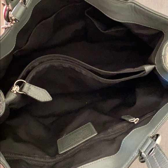 Gray signature Coach handbag - Picture 4 of 8